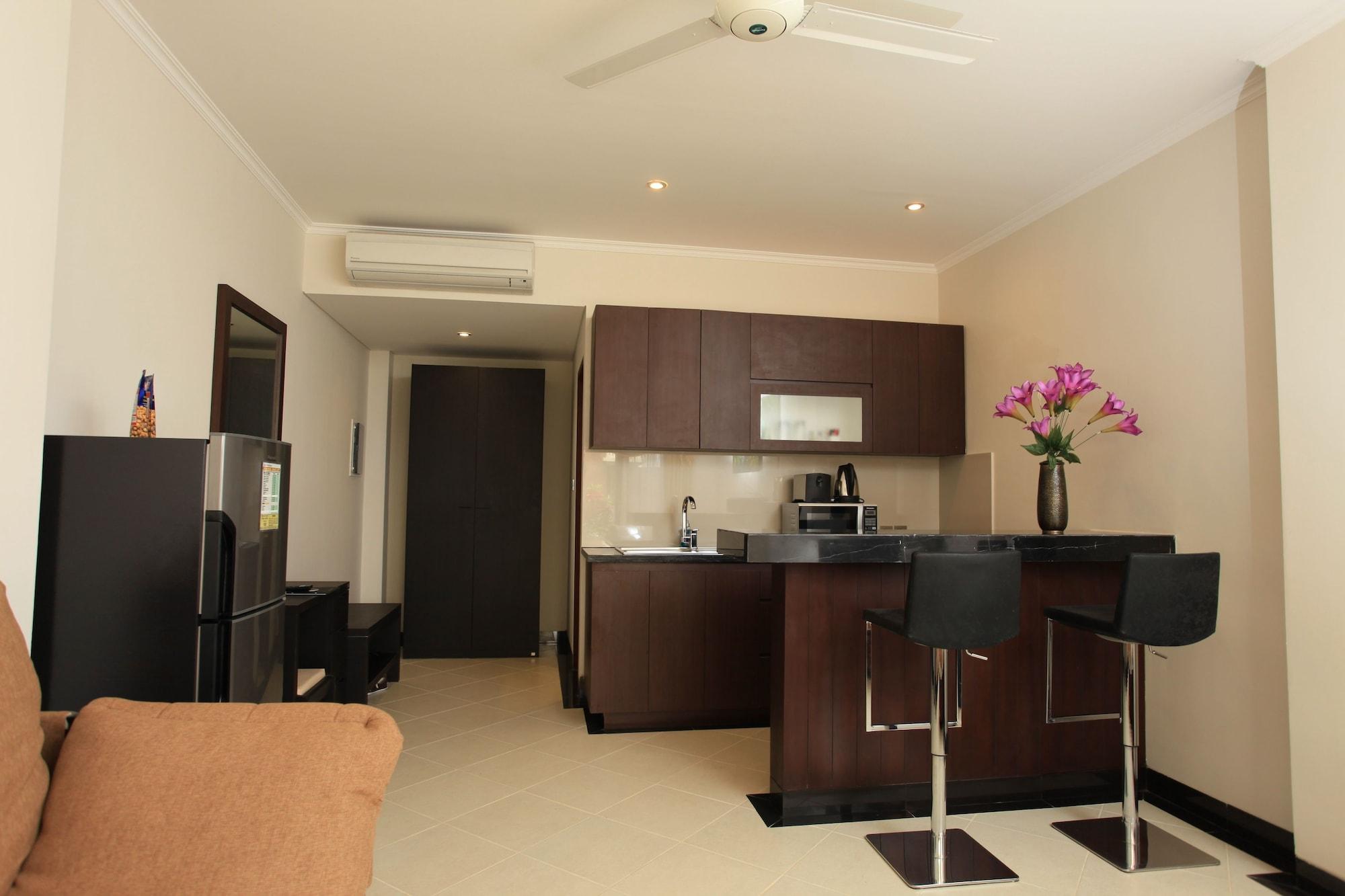 Kuta Town House Apartments Exterior foto